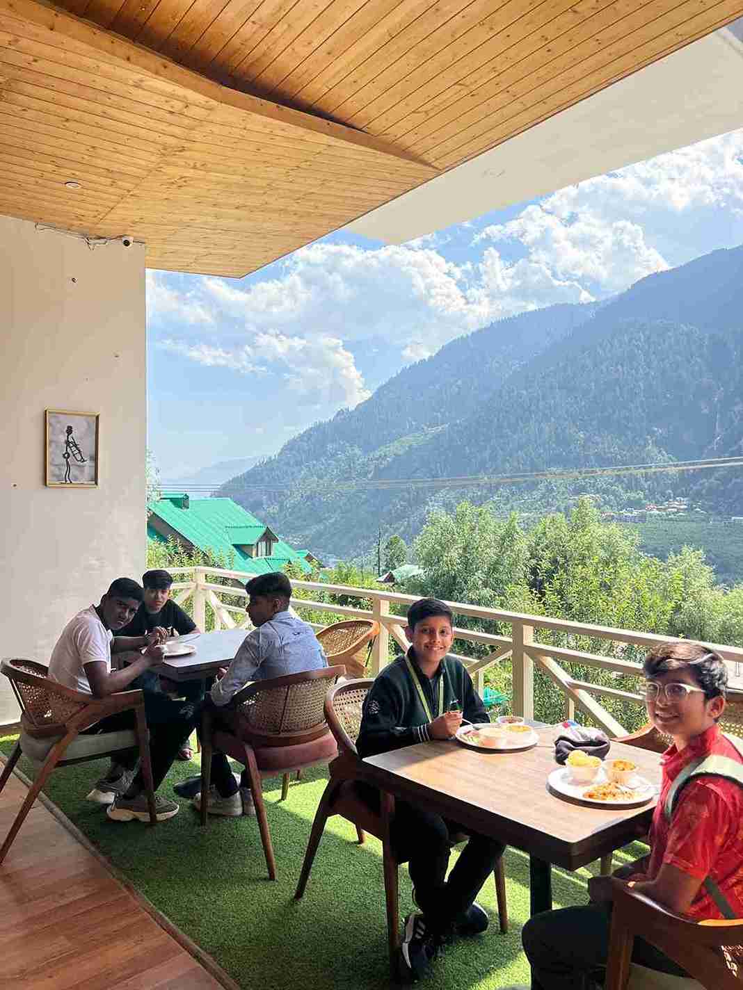 Sojourn in Himalayas - A Trip to Manali